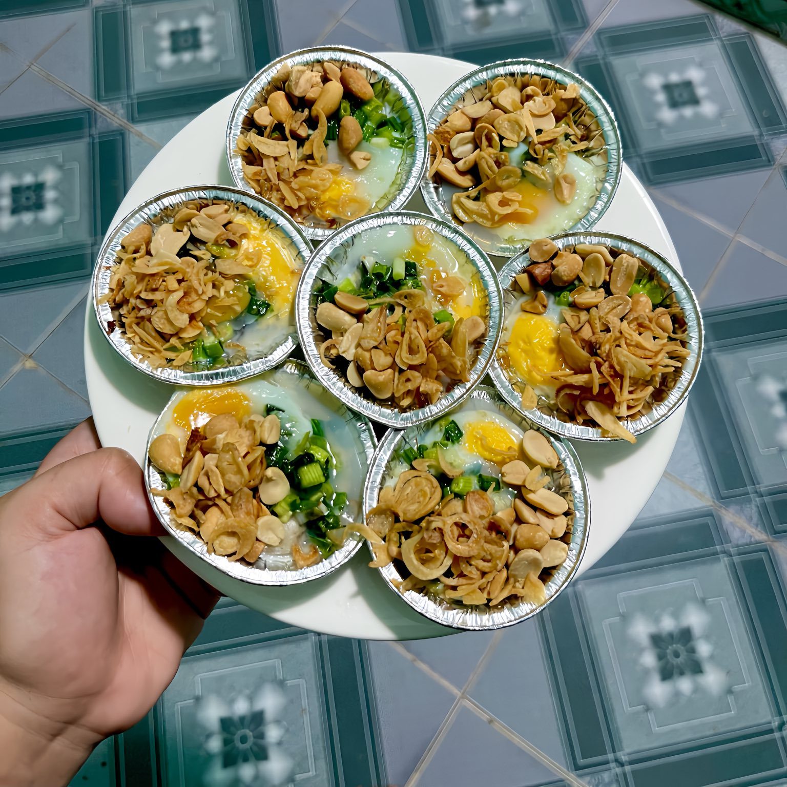 Chén bạc đựng hàu nướng trứng cút mỡ hành OneGo